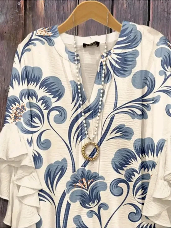 Women’s NIP V-Neck Top Bell Sleeves And a Lotus Flower Print Asymmetrical Hem - Picture 3 of 5